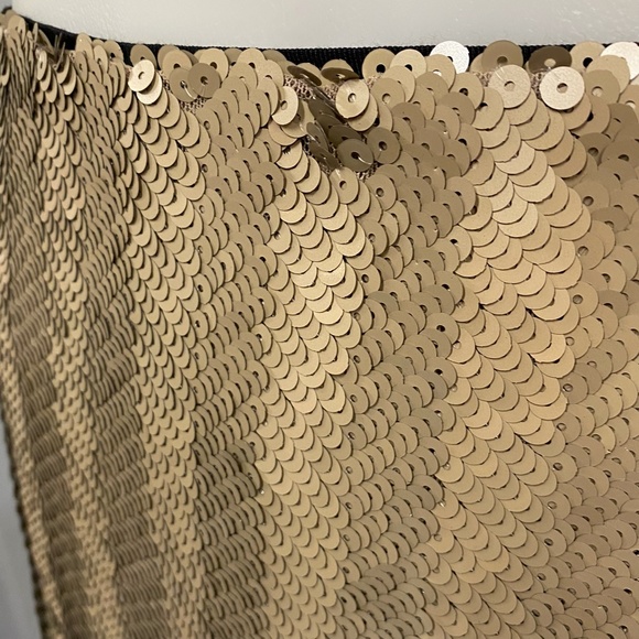 paper white gold champagne sequin mini skirt - Picture 2 of 7